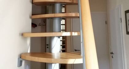 gemütliche Ferienwohnung in ruhiger Lage in S-Bahnnähe im Hamburger Umland priv.