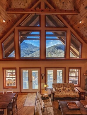 TV, fireplace, Hulu, streaming services