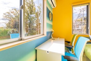 Deluxe Villa | Individually decorated, individually furnished, desk, laptop workspace - vitaminhouse IZUKOGEN (Ito)
