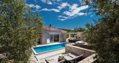 Mediterranean stone house with Private Pool