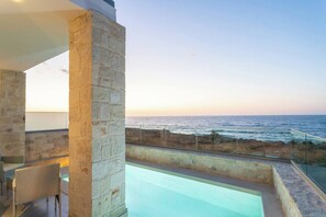 Pool - Lucia Seafront Suite (Panormo)