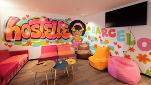 Unclassified image, 4 of 22, button - Hostelle - Women only hostel Barcelona (Barcelona)