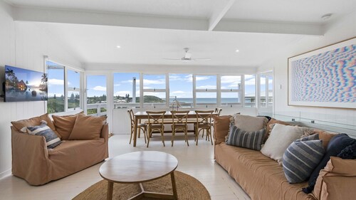 Walters - Iconic Shelly Beach House