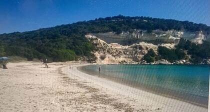 Maison recente a 2km de la plage de canetto BONIFACIO