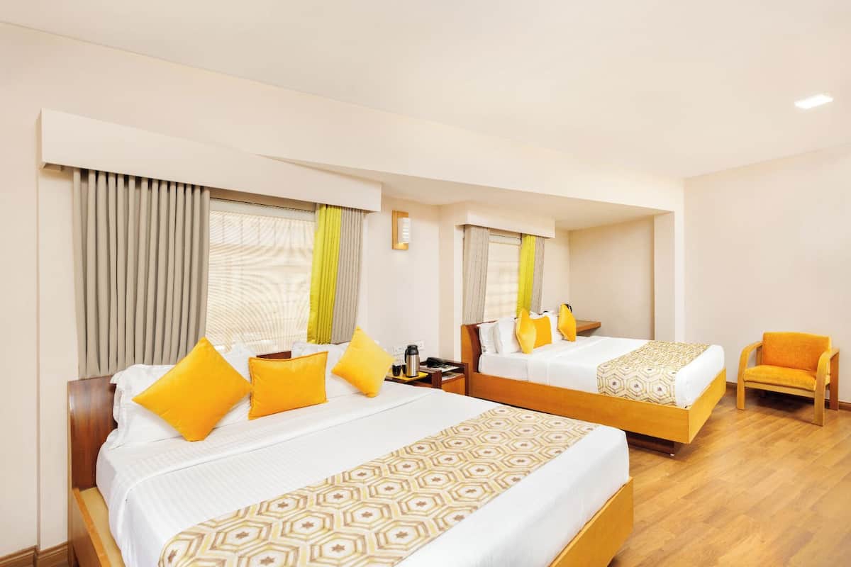 Meadows Family Luxury Suite 2 Bedded (4 PAX) | Soundproofing, WiFi (free)