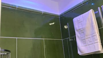 Studio – design | Dusj på badet
