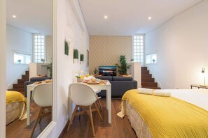 1 slaapkamer, een strijkplank/strijkijzer, reisbedje, wifi