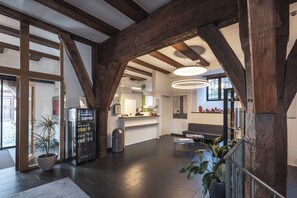 Reception - Jugendherberge Dinkelsbühl - Youth Hostel (Dinkelsbuehl)