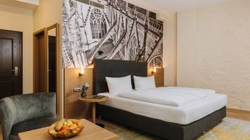 Superior Double Room, 1 Bedroom, Non Smoking | Hypo-allergenic bedding, individually decorated, desk, soundproofing