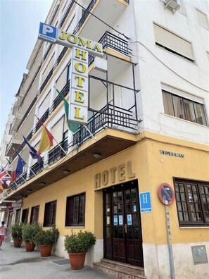 Ngoại thất