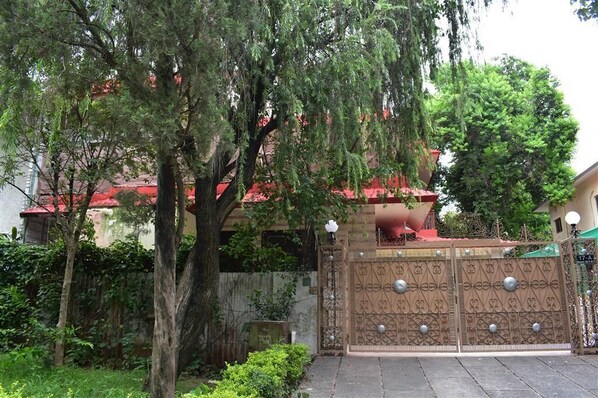 Exterior - 17 Guest House (Islamabad)