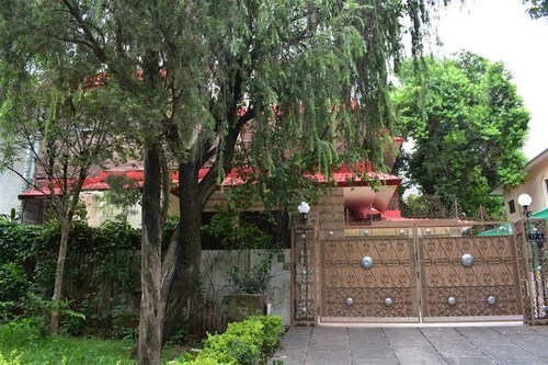 17 Guest House