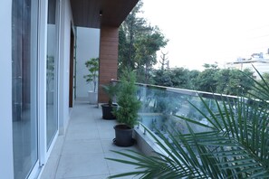 Premium Room | Balcony view - Hotel Gurugram (Gurugram)