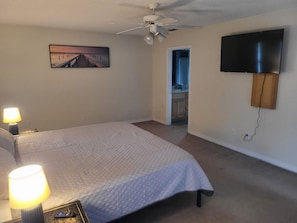 4 bedrooms, free WiFi, bed sheets