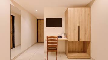 Business-Zimmer | Schreibtisch, kostenloses WLAN