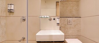  Keys Lite By Lemon Tree Hotels, Vadodara