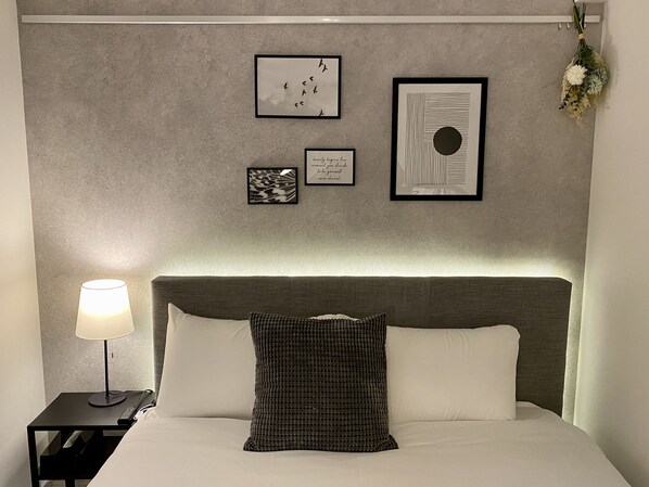 Habitación cuádruple estándar | 1 dormitorio, escritorio, espacio para trabajar con un portátil
