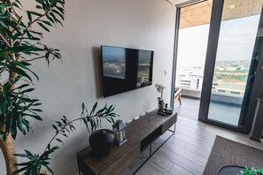 Interior - Umhlanga Arch Luxury Holiday or Work with Sea View (Durban)