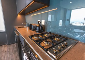 Private kitchen - Umhlanga Arch Luxury Holiday or Work with Sea View (Durban)