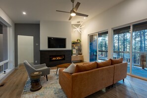 Smart TV, fireplace - Contemporary Home | Forest Views, Secluded, Near Town (Pagosa Springs)