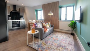 Living area - Cosy Apts near Chalk Farm & Camden Mkt (London)
