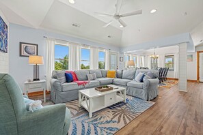 Smart TV - Aye Corolla: Private Pool, Hot Tub, 550 Ft to Beach (Corolla)