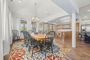 Dining - Aye Corolla: Private Pool, Hot Tub, 550 Ft to Beach (Corolla)