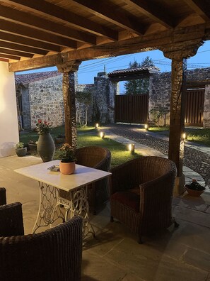 Exterior - Posada La Casona de Los Güelitos (Santillana del Mar)