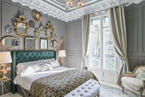 6 Schlafzimmer, Zimmersafe, Bügeleisen/Bügelbrett, Reisekinderbett