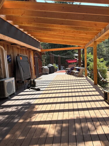 Miles of trails, hot tub, sand volleyball court and 13 miles to beach