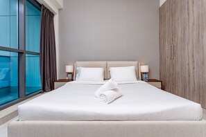 2 bedrooms, Egyptian cotton sheets, premium bedding, in-room safe - Spacious 2BR apartment with rooftop pool The Bay DT by 360 Vacation (Dubai)