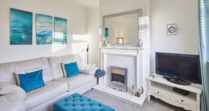 Host & Stay | The Railway Cottage