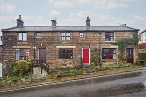 Exterior - Host & Stay | Lavender Cottage (Whitby)