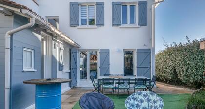 Nice house for 11 - Garden - Relaxation