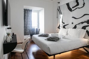 Classic Room, 1 King Bed, Non Smoking, City View | 1 bedroom, down duvets, minibar, in-room safe
