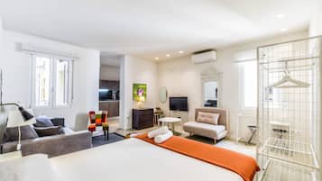 1 bedroom, free WiFi, bed sheets