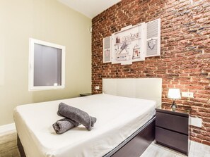 1 chambre, fer et planche Ă repasser, Wi-Fi gratuit, draps fournis