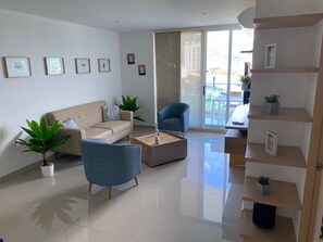 TV - Front Beach Reserva Del Mar 509 (Gaira)