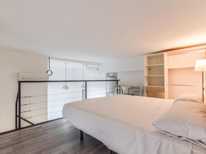 Free WiFi, bed sheets - LOFTS BUSINESS BERNABÉU 4 DE ALQUILER TEMPORAL (Madrid)