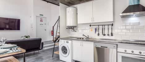 Fridge, microwave, oven, dishwasher