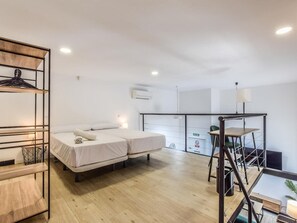 1 chambre, fer et planche Ă repasser, Wi-Fi gratuit, draps fournis
