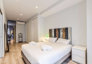 2 camere, ferro/asse da stiro, Wi-Fi gratuito