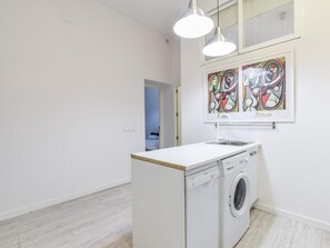 Interior - apartamento malasaña business de alquiler temporal (Madrid)