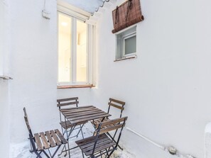 Outdoor dining - apartamento malasaña business de alquiler temporal (Madrid)