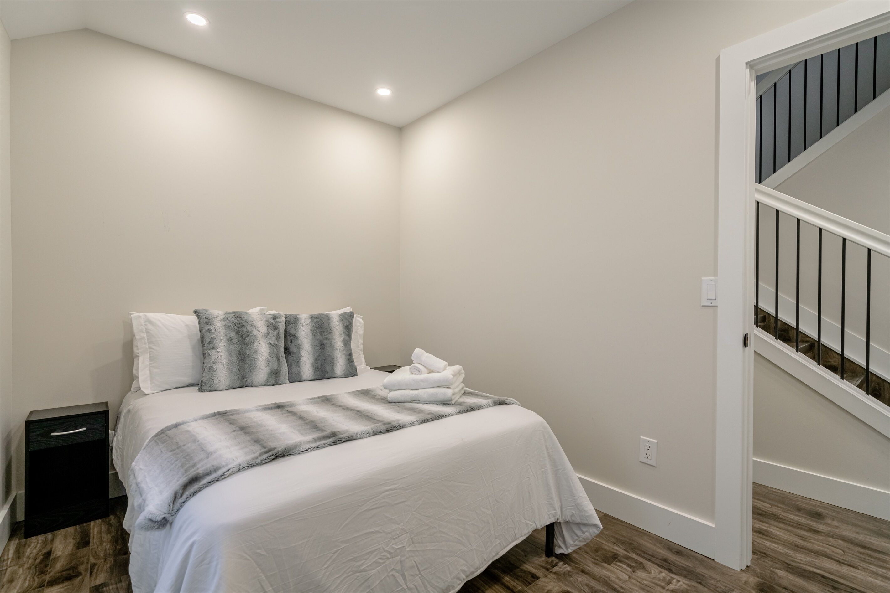 3 soverom, strykejern/-brett, wi-fi (inkludert) og sengetøy