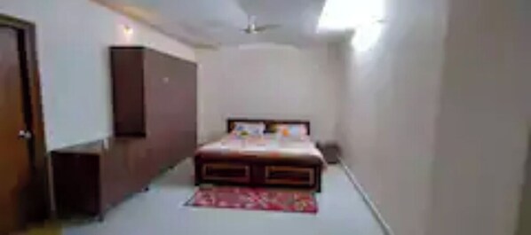 2 bedrooms