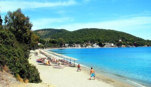 Beach - Island House (POROS)