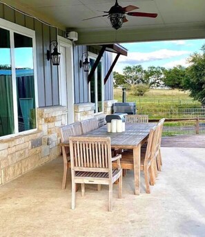 Outdoor dining