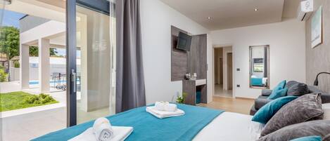 3 camere, accesso a Internet, lenzuola