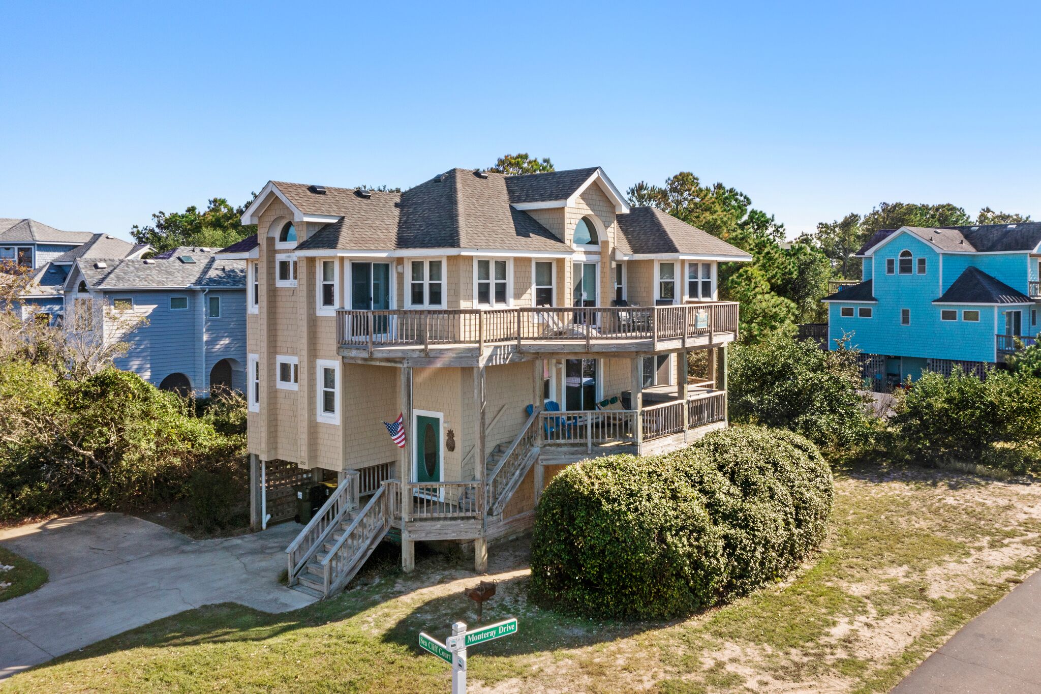 Best of Both - S2O: Dog-friendly Home w/ Hot Tub and Community Pool Access | Rec